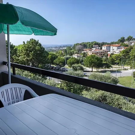 S324 - Sirolo, Trilocale In Centro Con Terrazzo